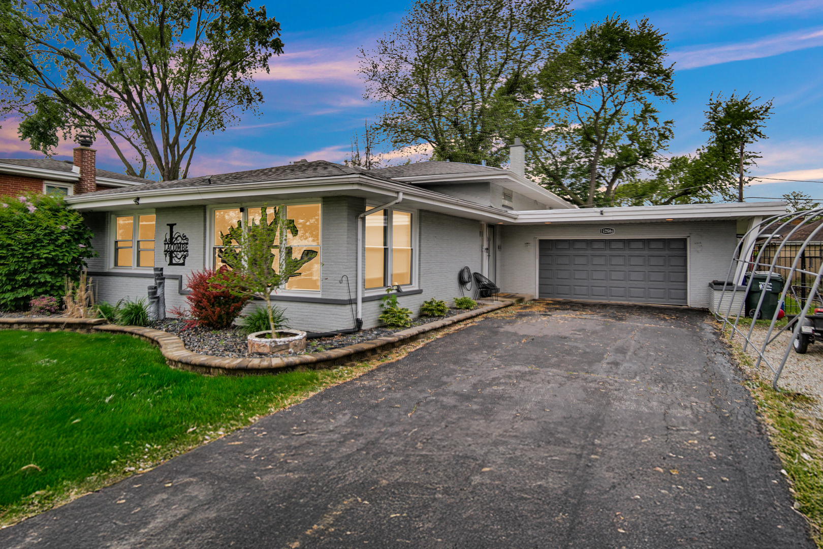 Property Photo: 12506 S Austin Avenue IL 60463