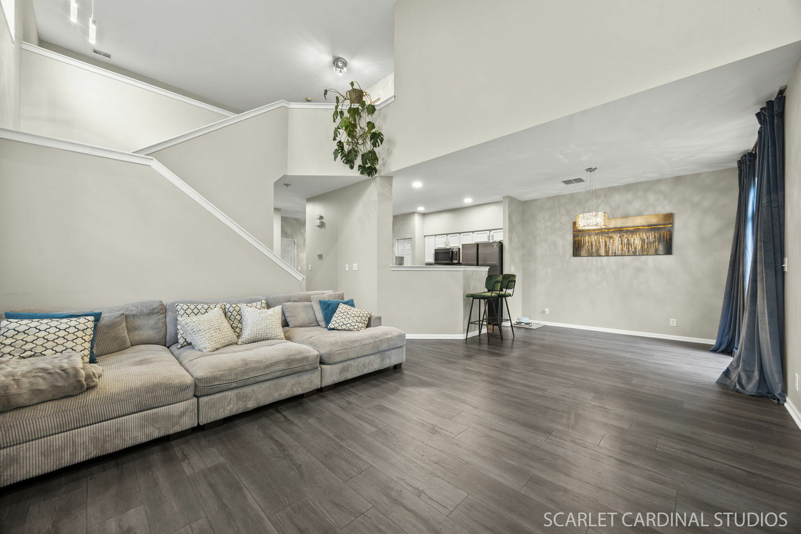 Property Photo: 8609 Foxborough Way IL 60431