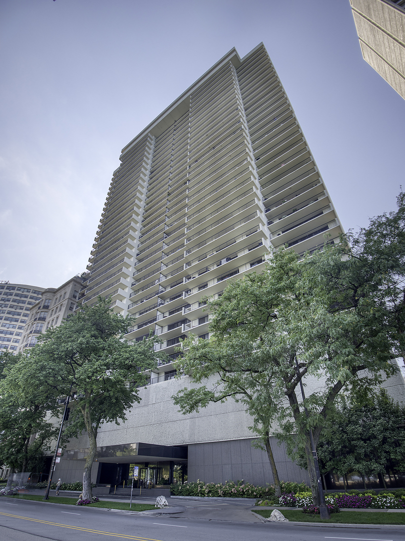 Property Photo: 1212 N Lake Shore Drive 21as IL 60610