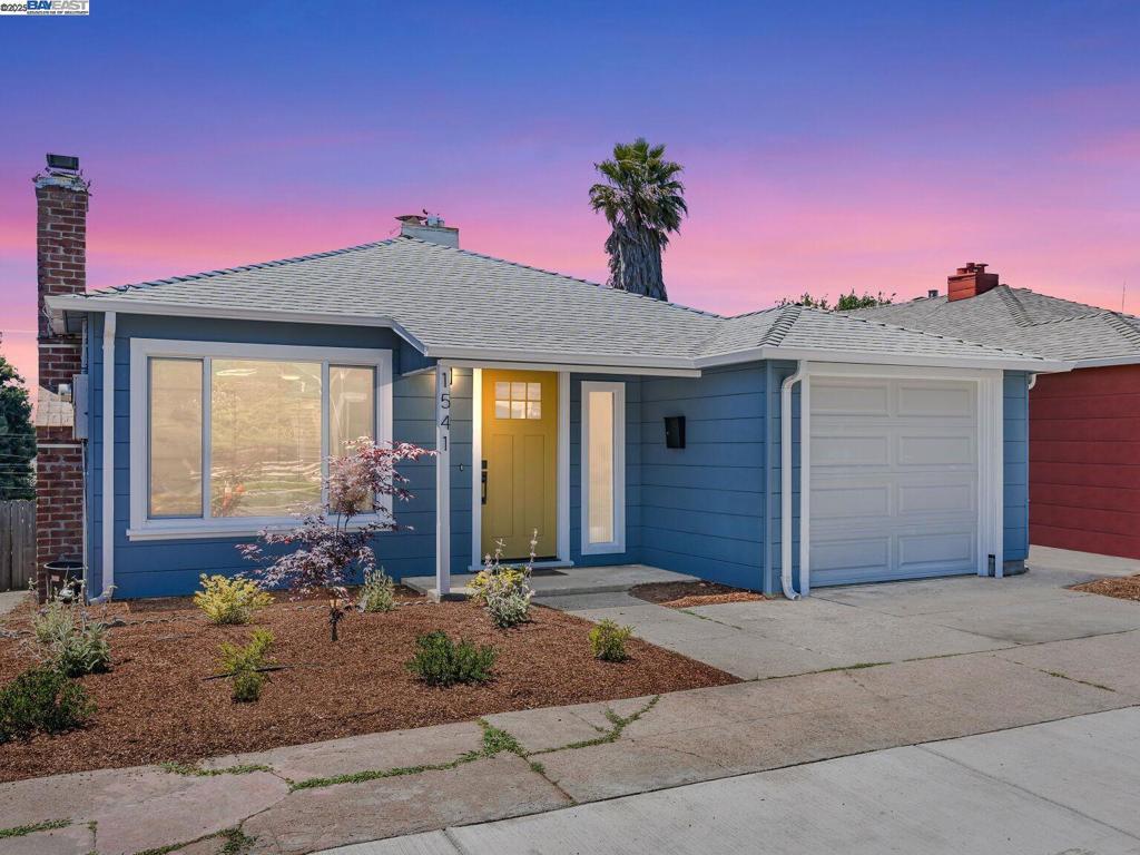 Property Photo:  1541 Merced St  CA 94804-5032 