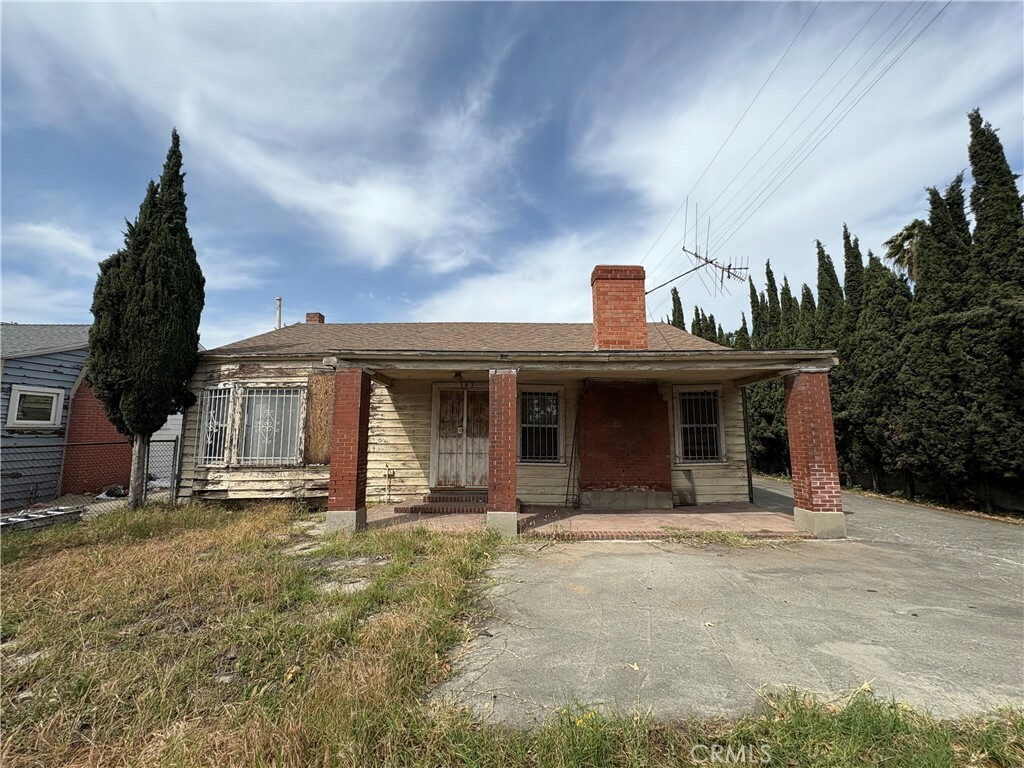 143 E Avenue 43  Los Angeles CA 90031 photo
