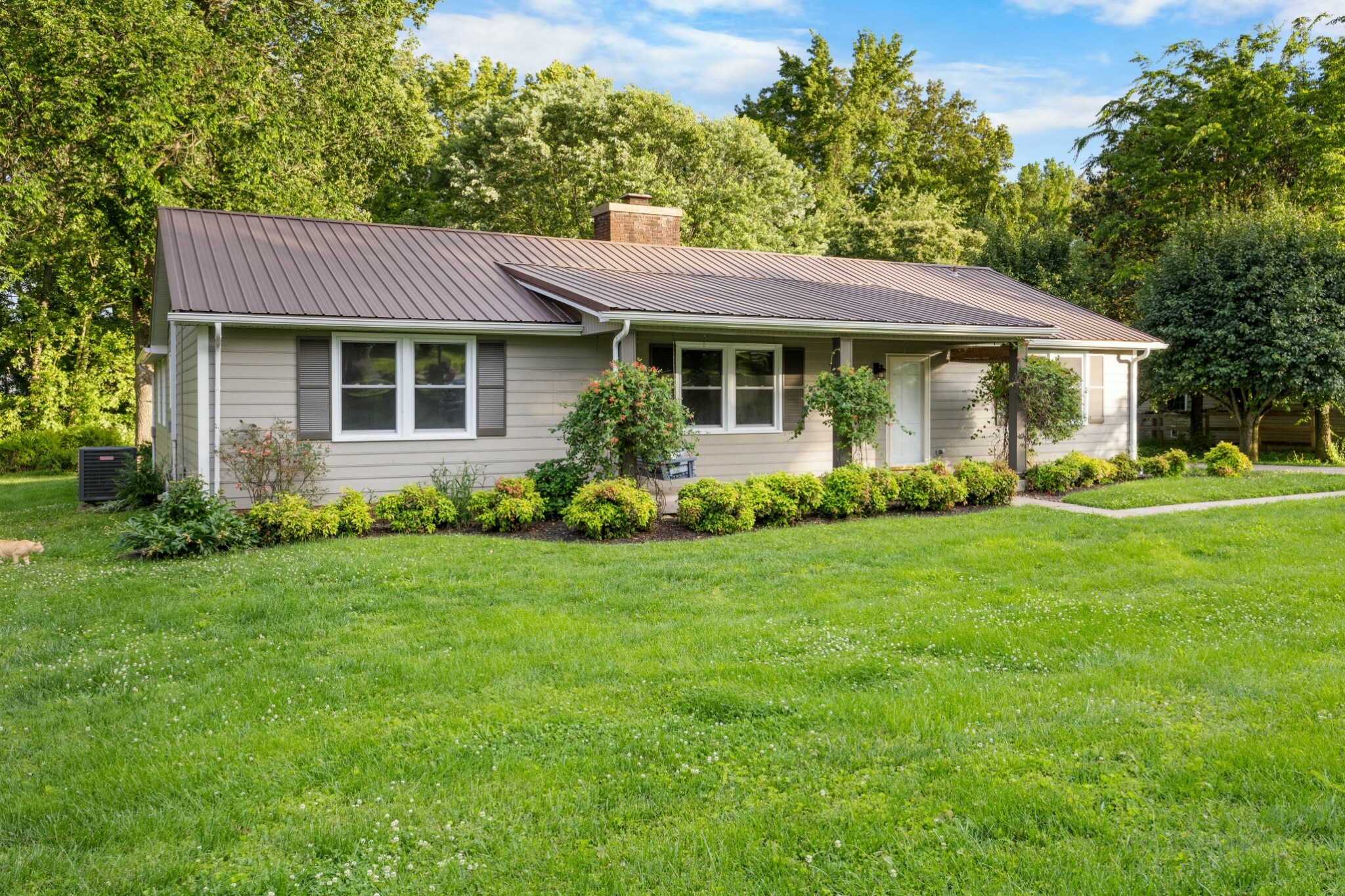Property Photo: 176 Kirby Dr TN 37042
