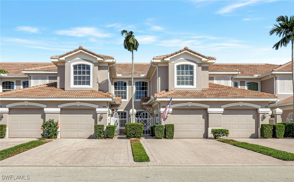 Property Photo: 10020 Sky View Way 905 FL 33913