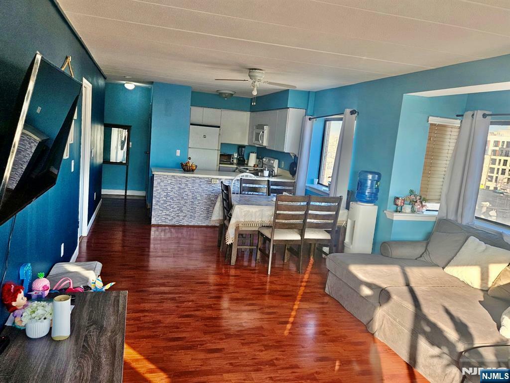 Property Photo: 5 Linden Street 5E NJ 07601