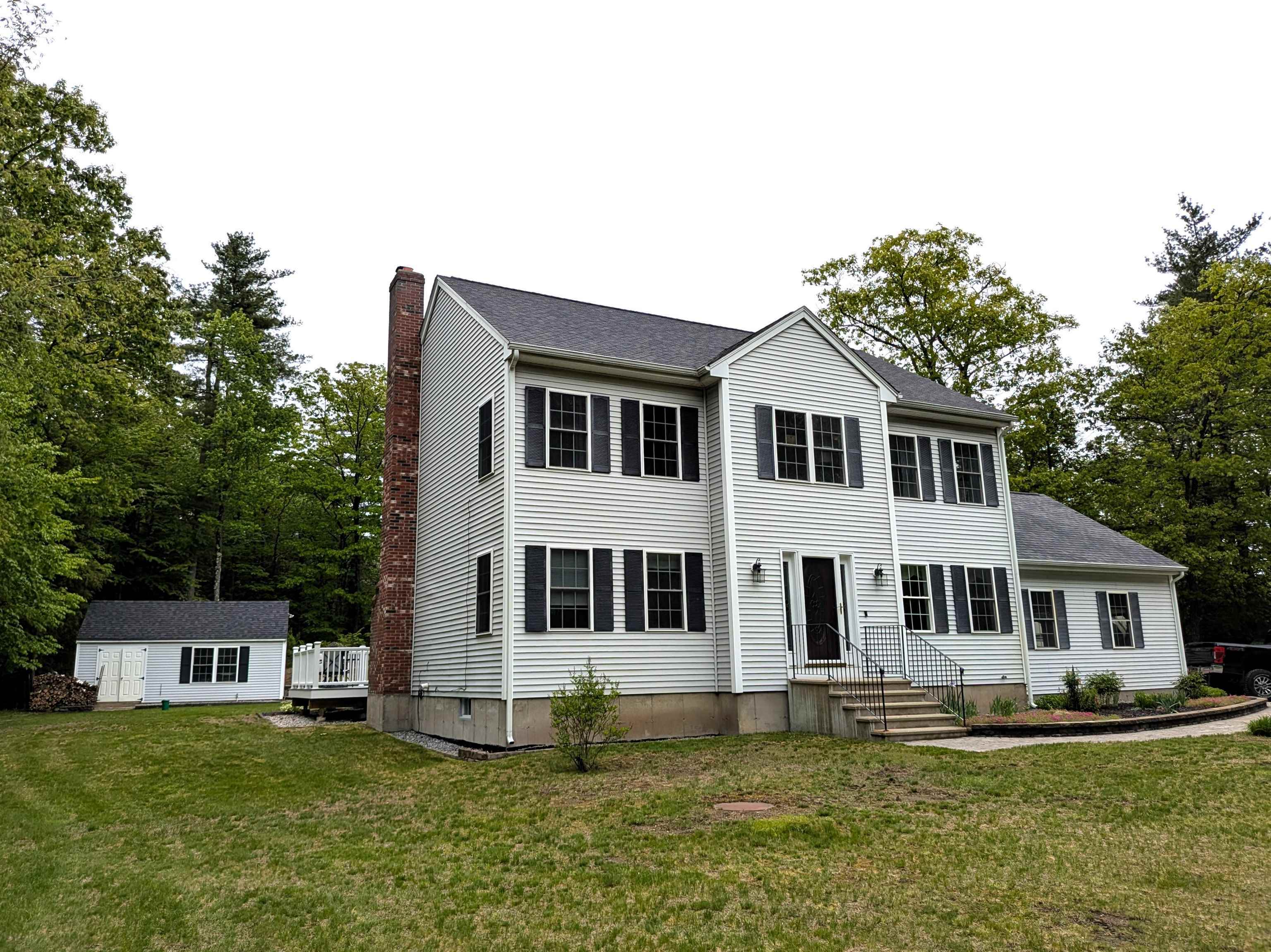 Property Photo: 29 Bear Run NH 03084