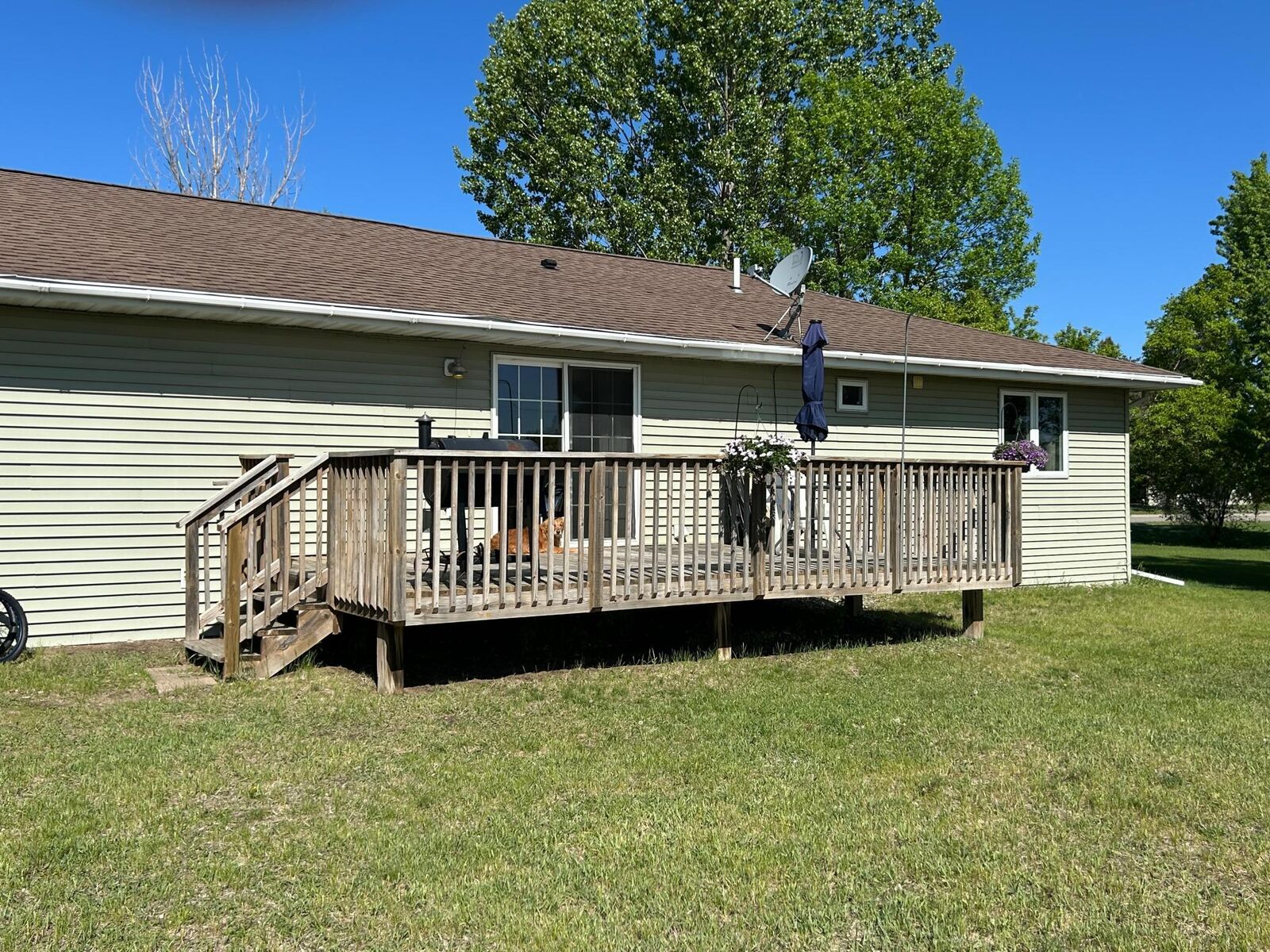 Property Photo: 900 Pleasant Avenue S MN 56470