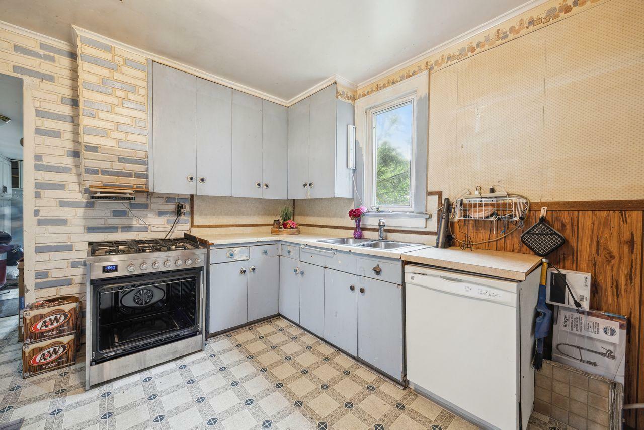 Property Photo: 1720 3rd Street NE MN 55413