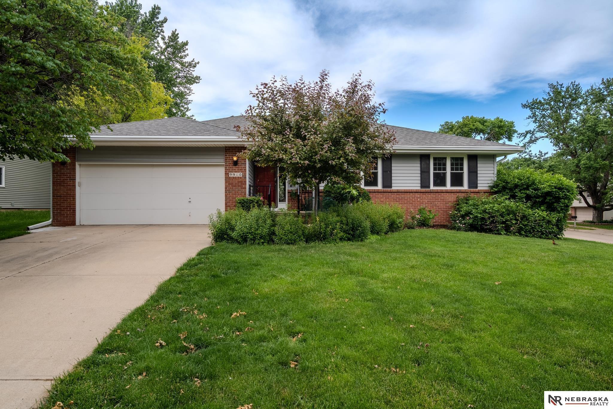 Property Photo: 9910 Ohio Street NE 68134
