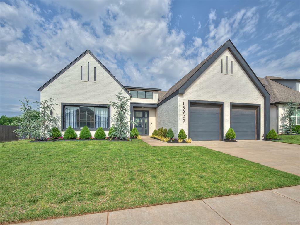 Property Photo: 15929 Aparados Way OK 73013