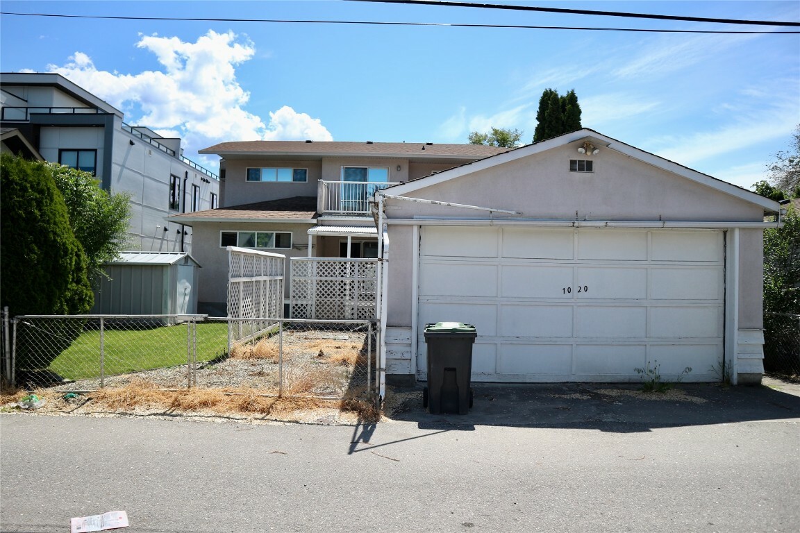 Property Photo: 1020 Martin Avenue BC V1Y 6V5