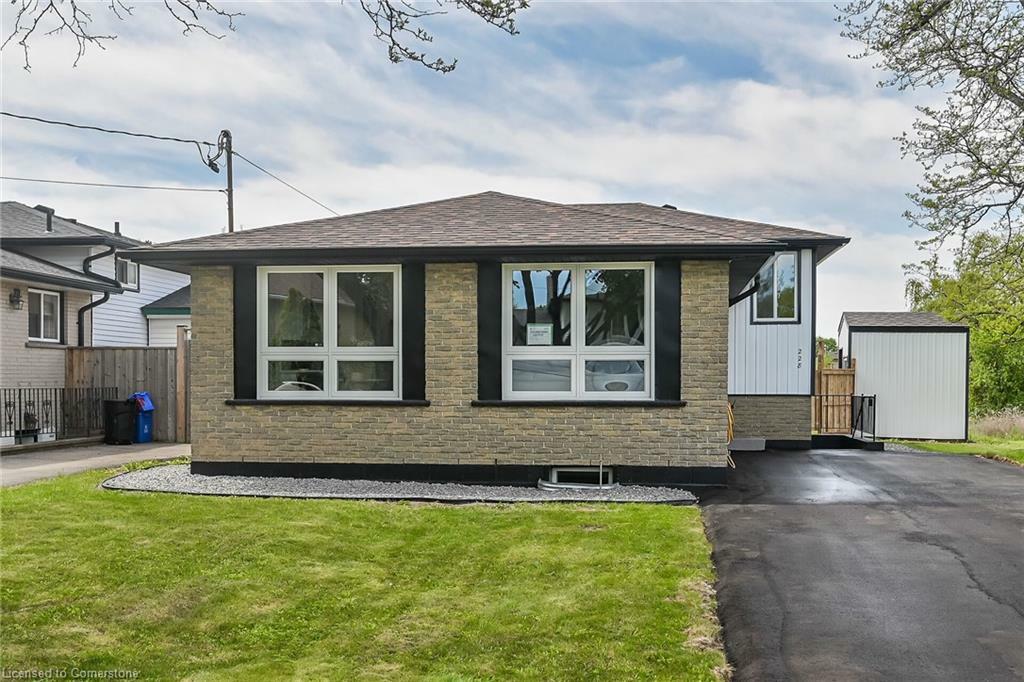 Property Photo: 228 Eaglewood Drive ON L8W 1S9