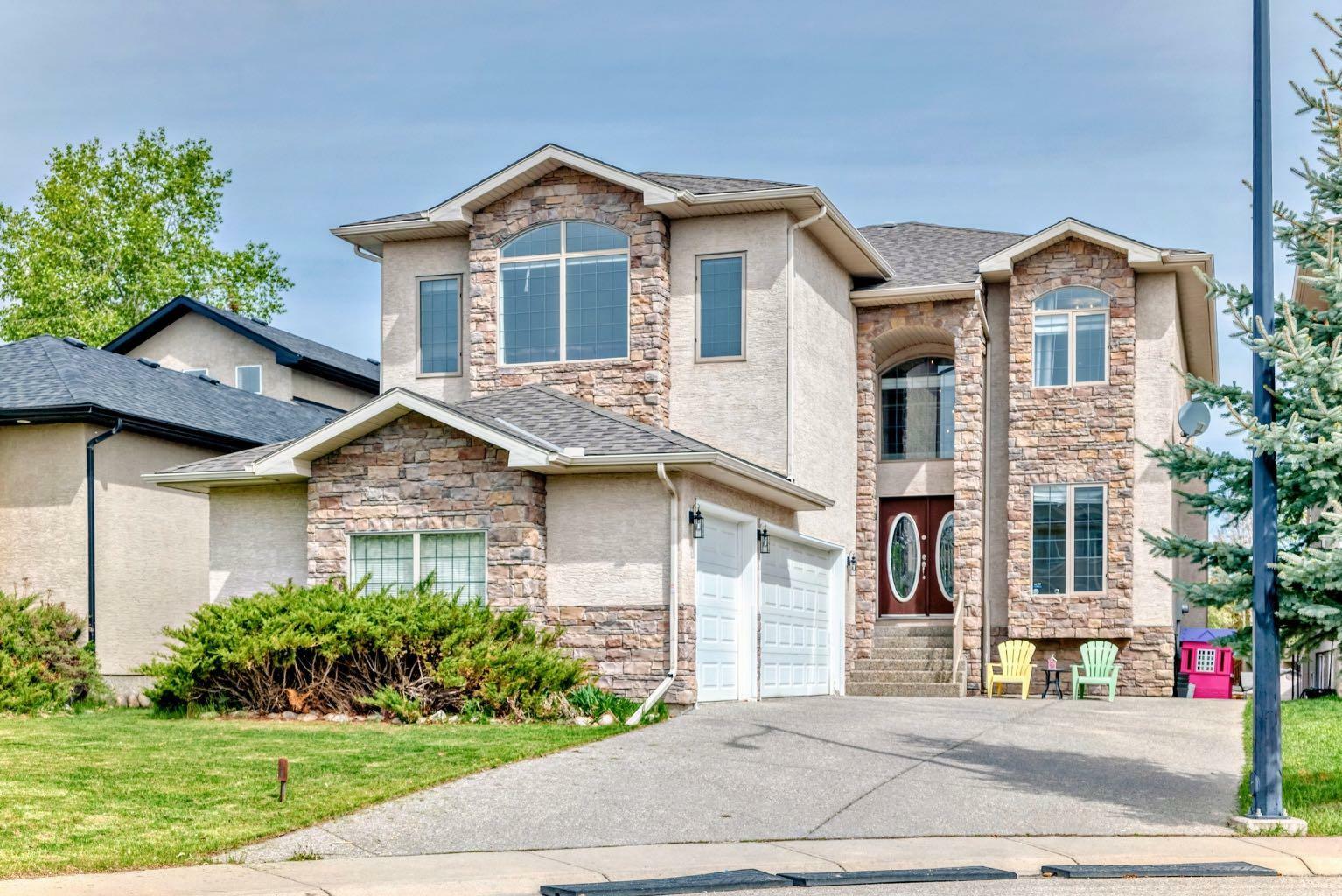 76 West Cedar Rise SW  Calgary AB T3H 5E2 photo