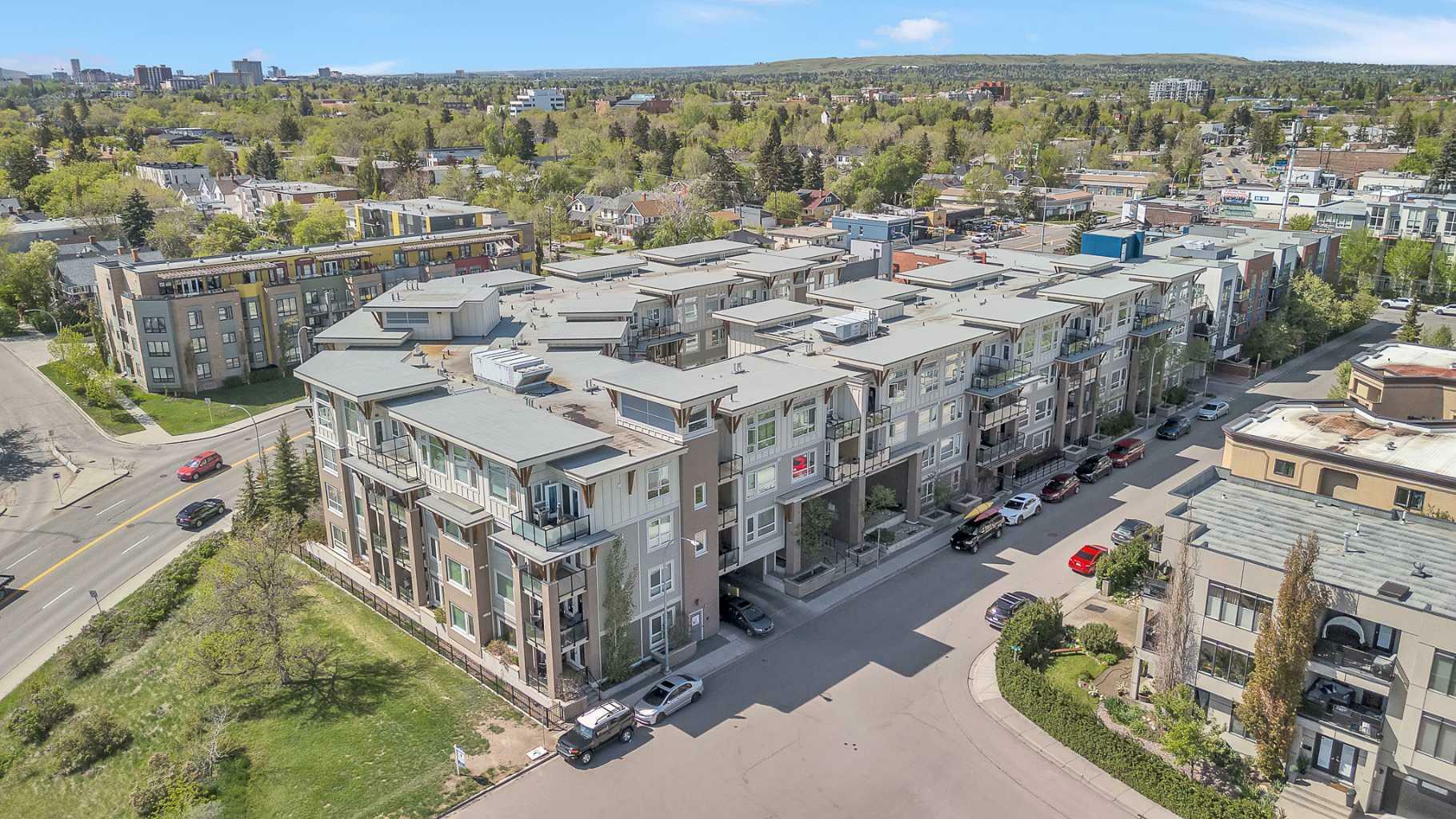 Property Photo: 707 4 Street NE 214 AB T2E 3S7