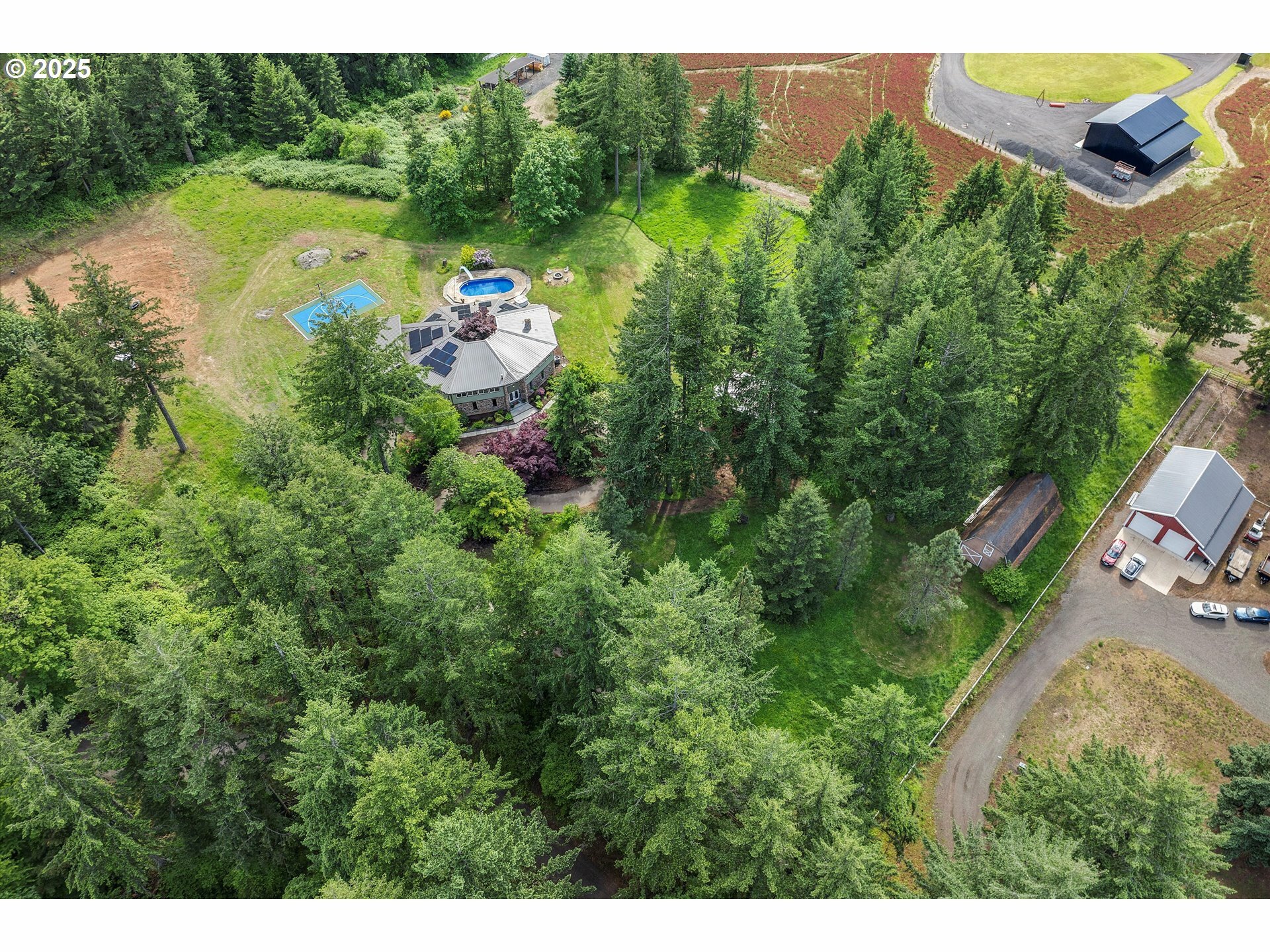 Property Photo: 7755 SW Bracken Dr OR 97113