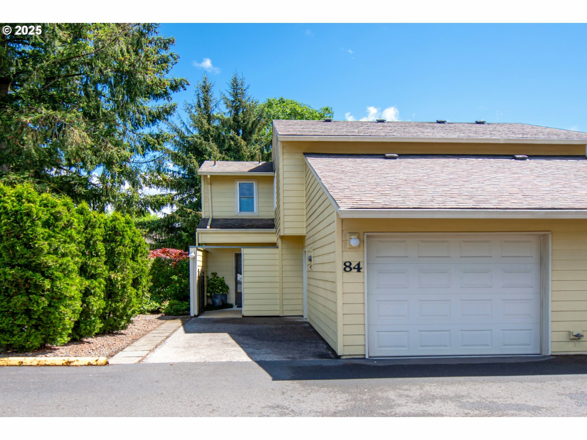 Property Photo: 4505 NE Plains Way 84 WA 98662