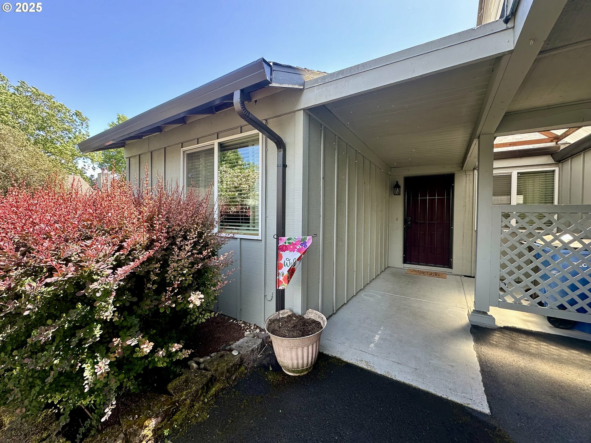 1009 NW 135th St A  Vancouver WA 98685 photo