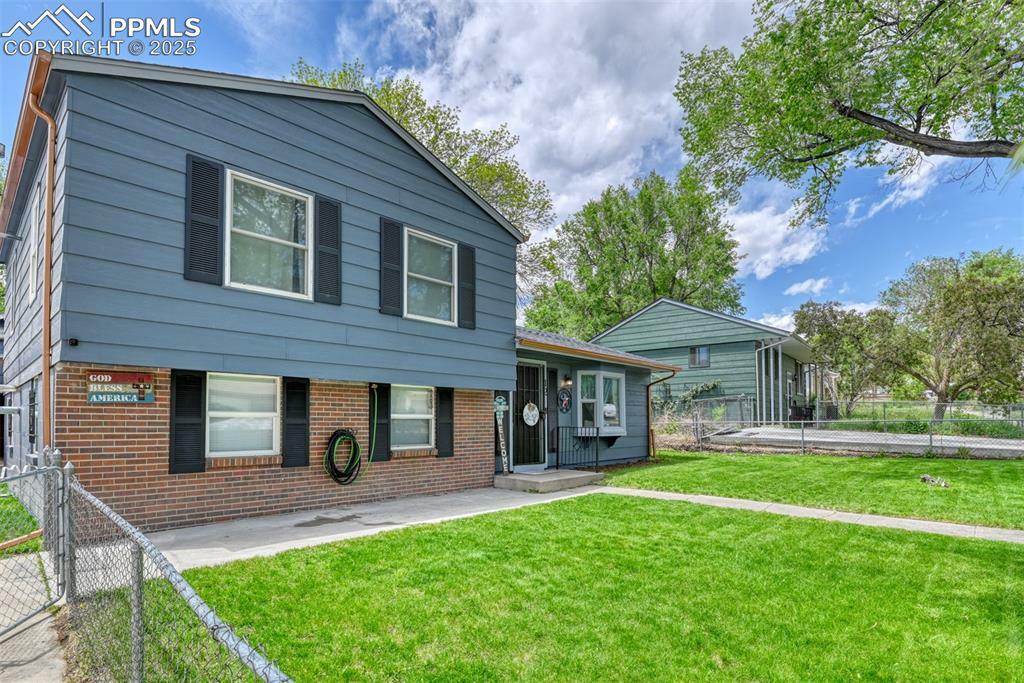 Property Photo: 12 Arrawanna Street CO 80909