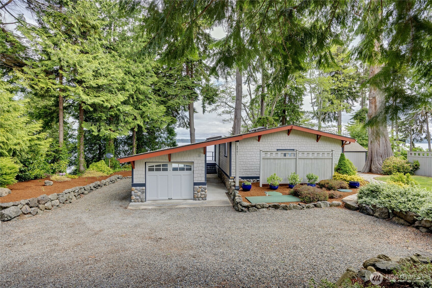 Property Photo:  3401  Paradise Bay Road  WA 98365 
