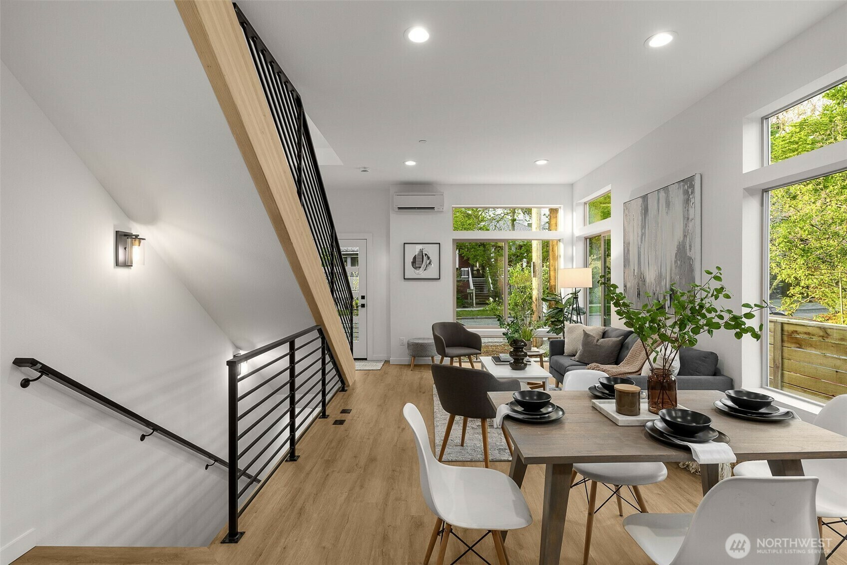 Property Photo: 4426 Midvale Avenue N WA 98103