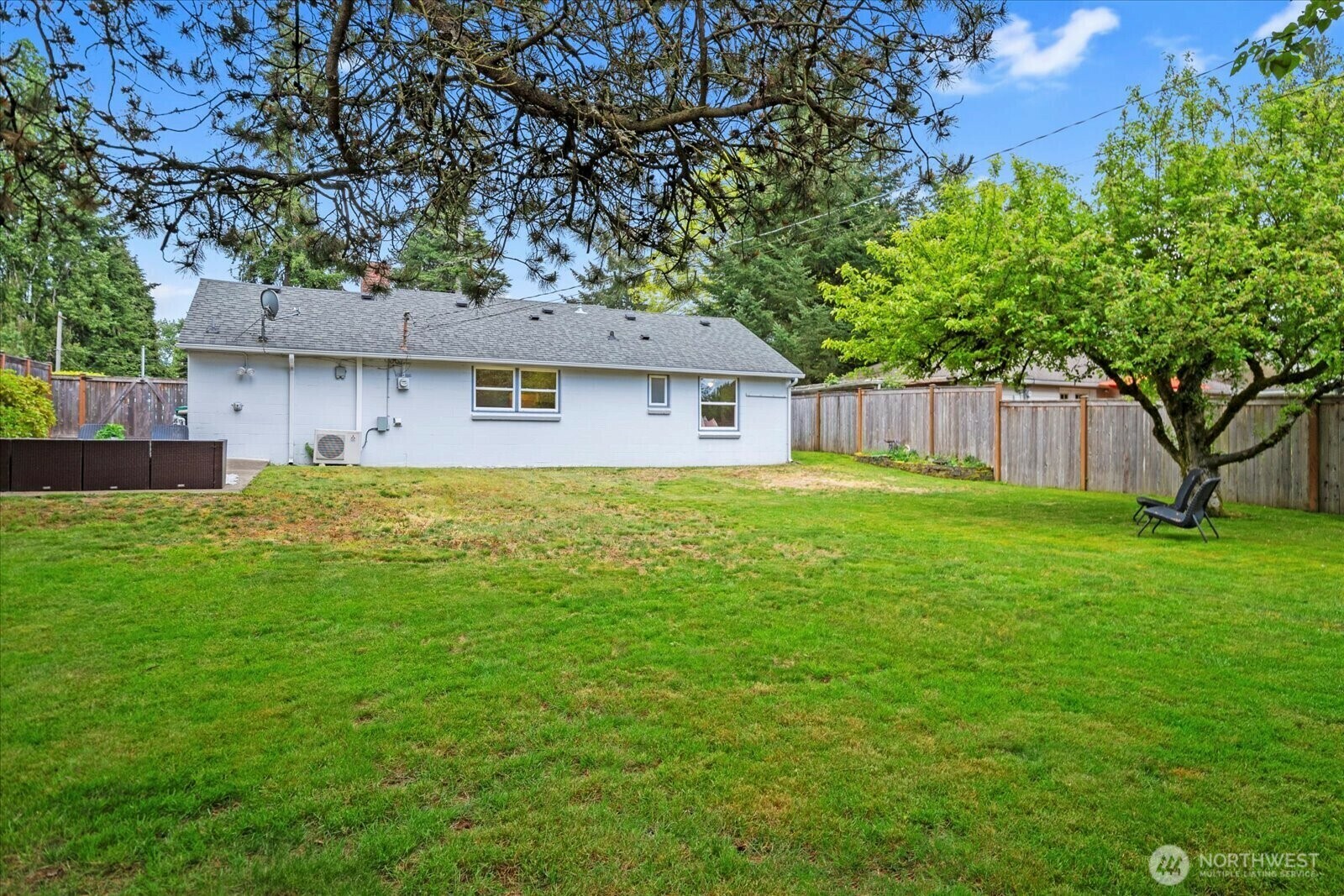 Property Photo: 18031 9th Avenue NE WA 98155