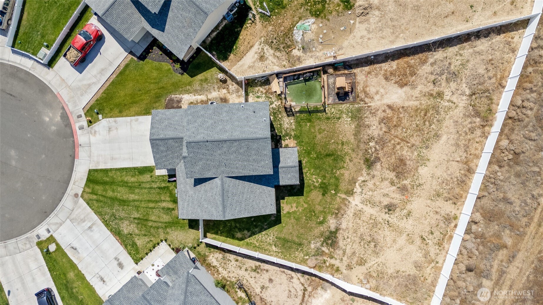 Property Photo:  634  Kimberly Avenue  WA 99357 