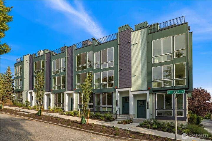 Property Photo: 1521 N 39th Street WA 98103