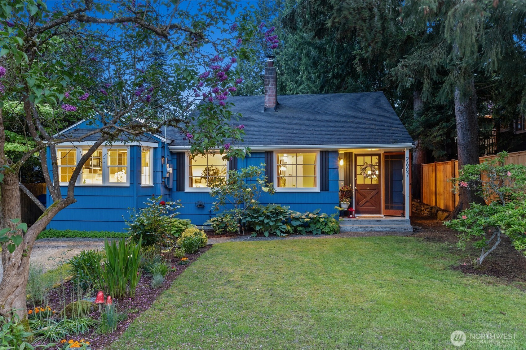 Property Photo:  2607 NE 137th Street  WA 98125 