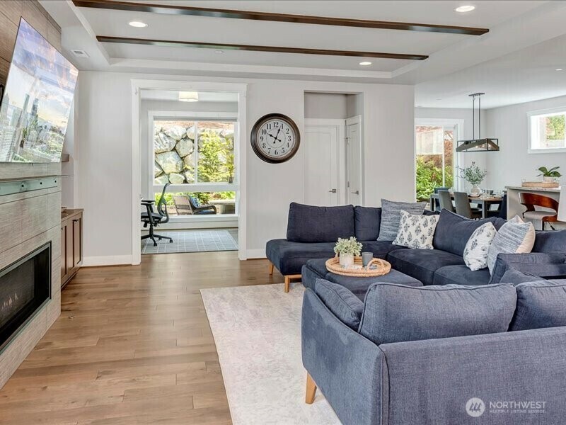 Property Photo: 11550 174th Avenue NE WA 98052