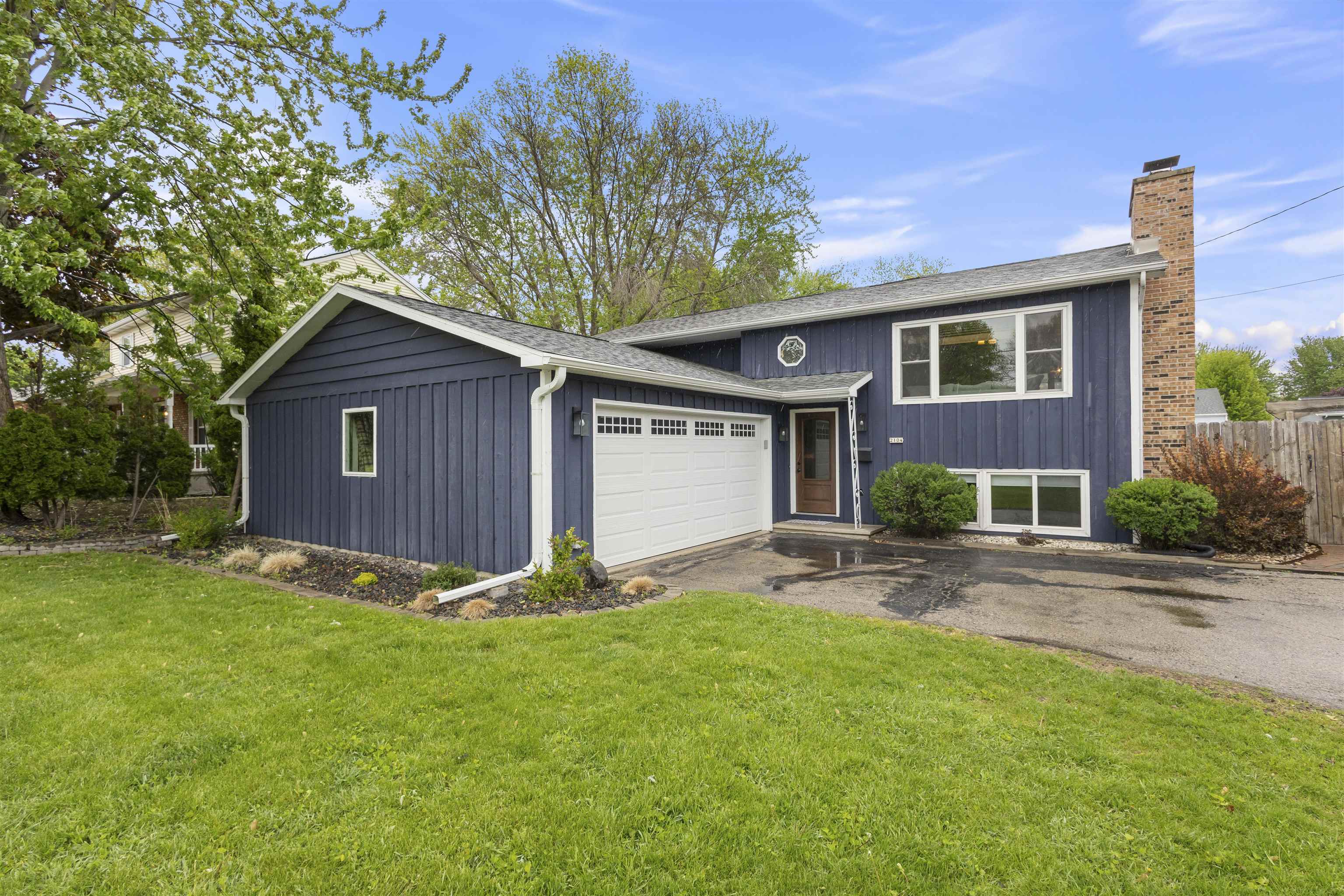 2104 Hazel Street  Oshkosh WI 54901-2449 photo