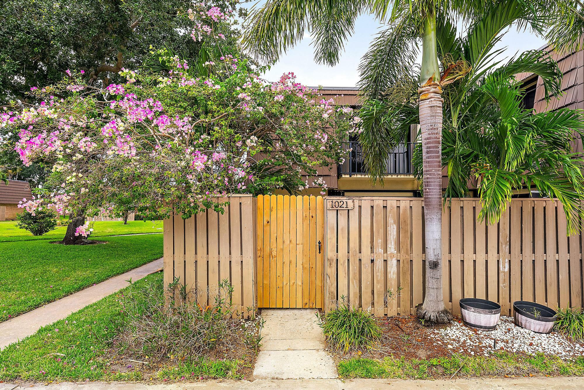 Property Photo: 1021 10th Court 1021 FL 33410