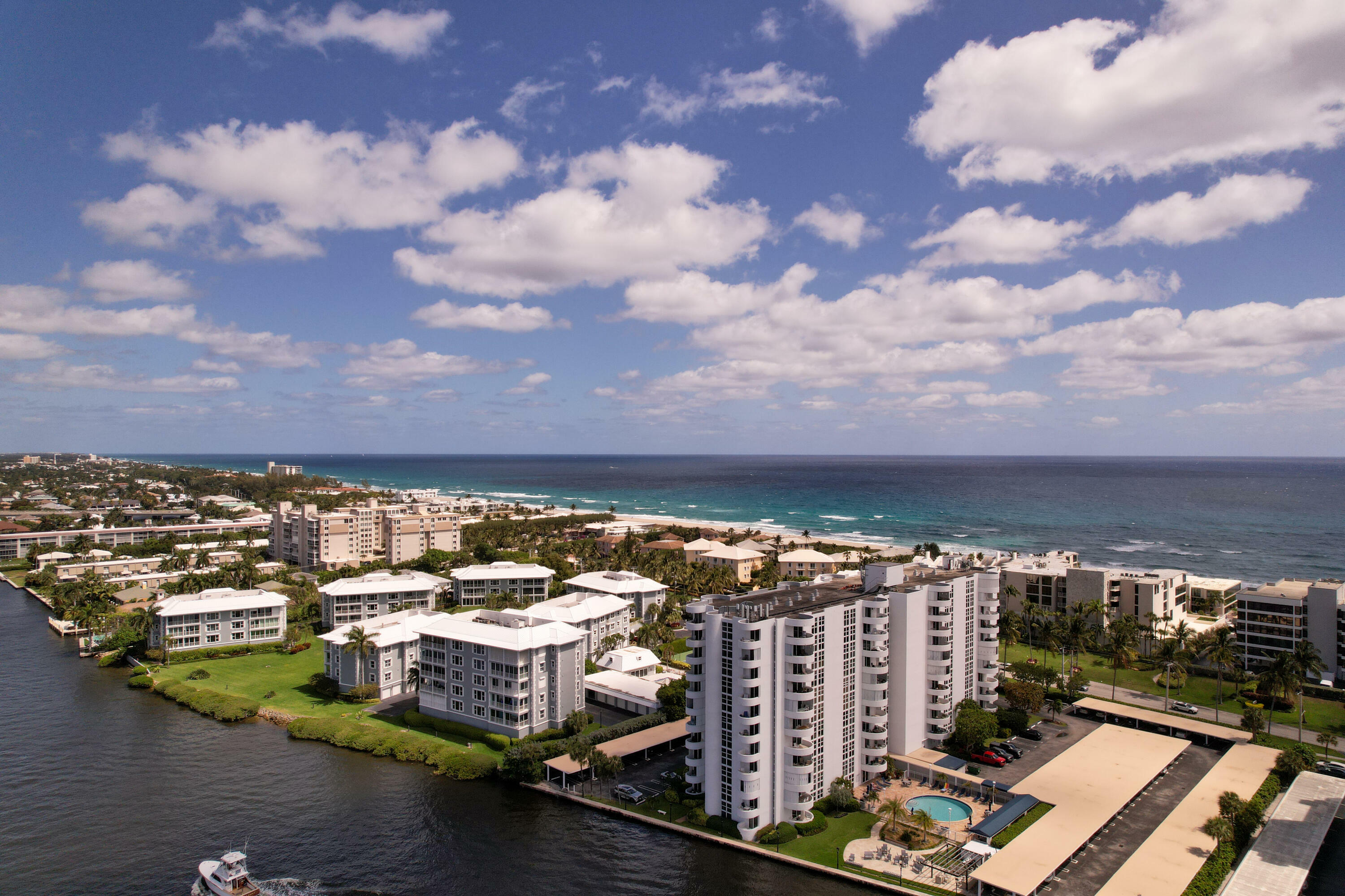 Property Photo: 2200 S Ocean Boulevard 606 FL 33483