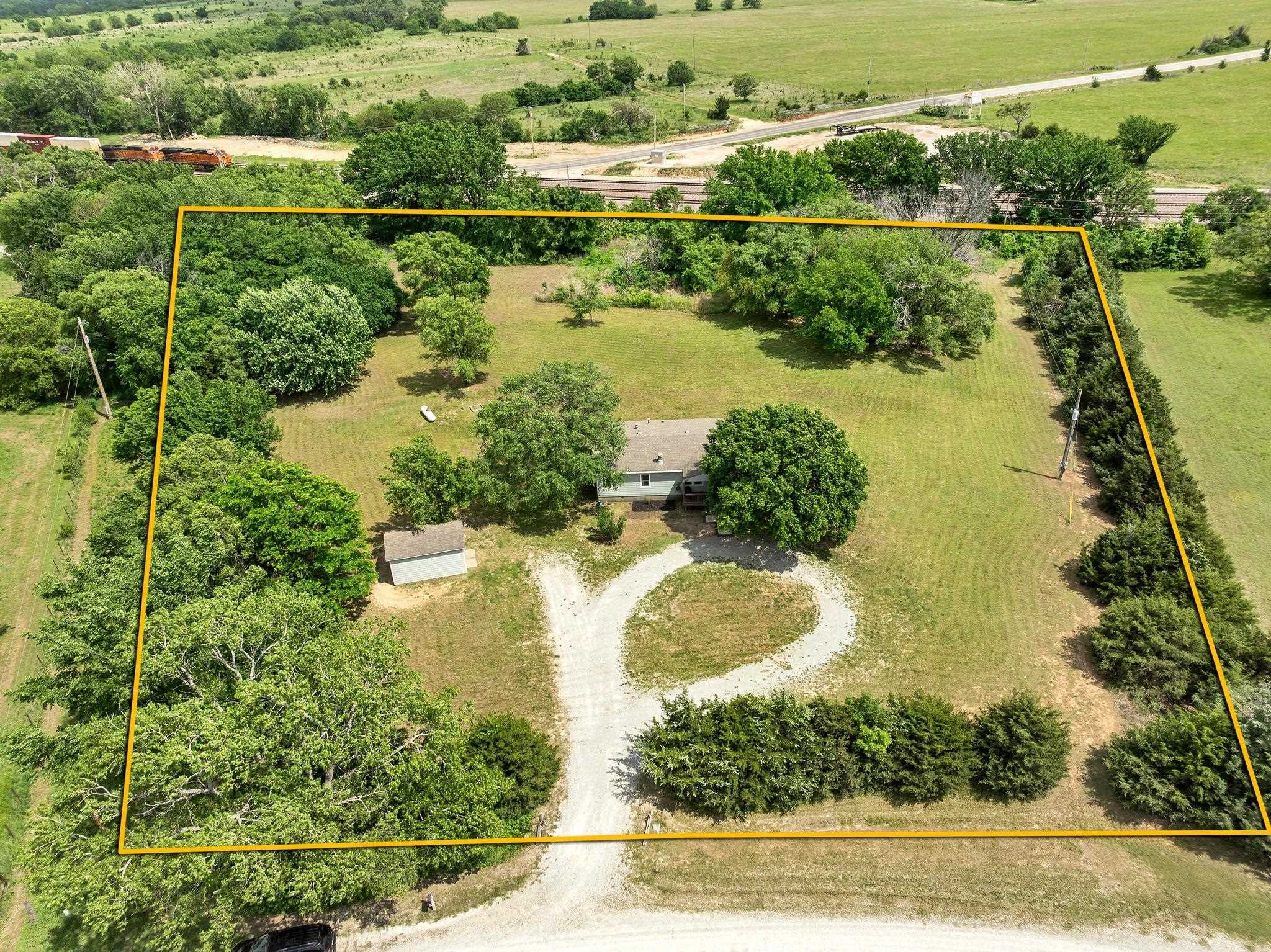 Property Photo: 11099 SW 144th KS 67070