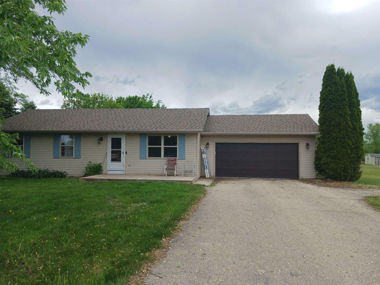 Property Photo:  4643 North Laura Drive  WI 53545 