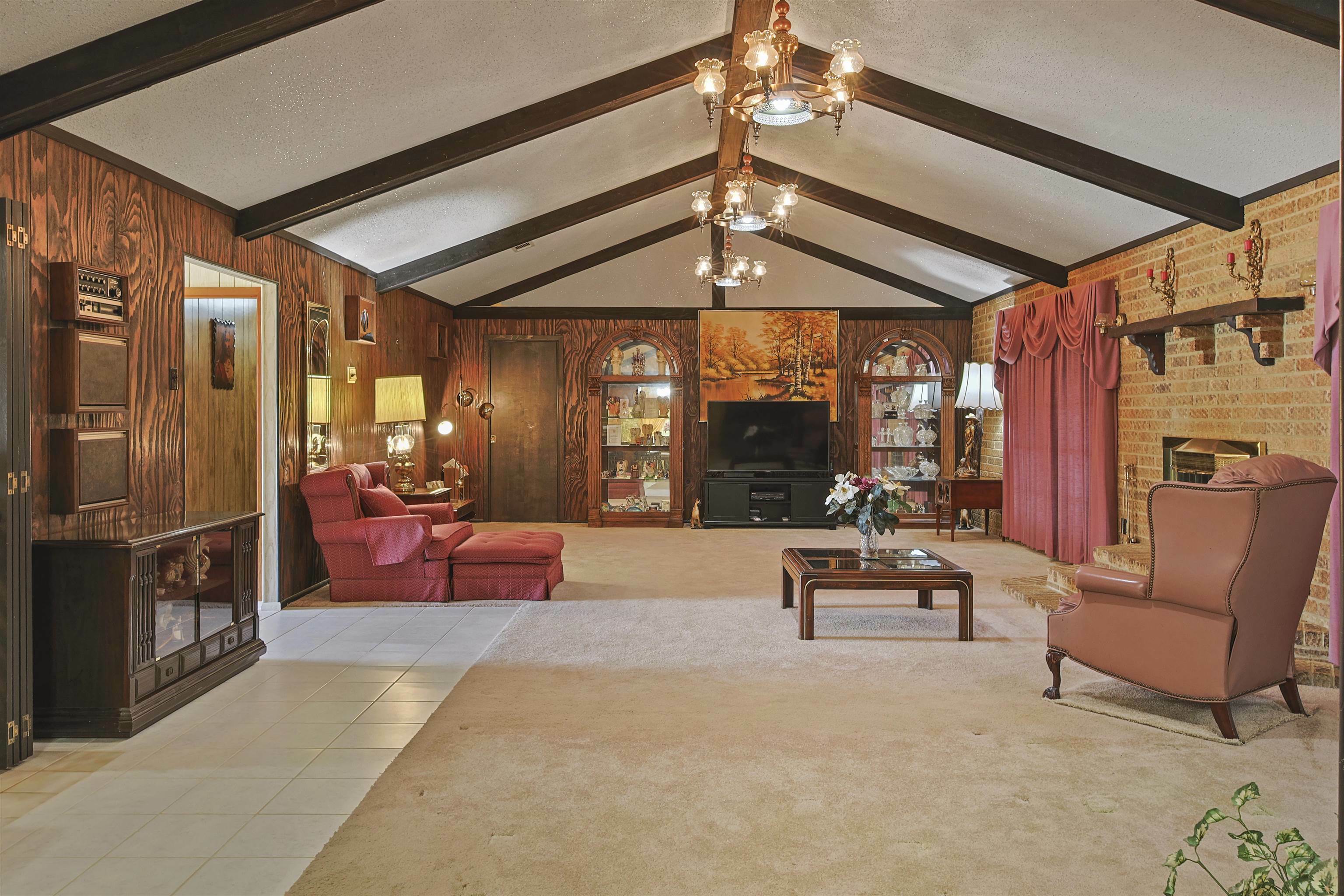 Property Photo: 4425 Cartwright TX 77707-9999