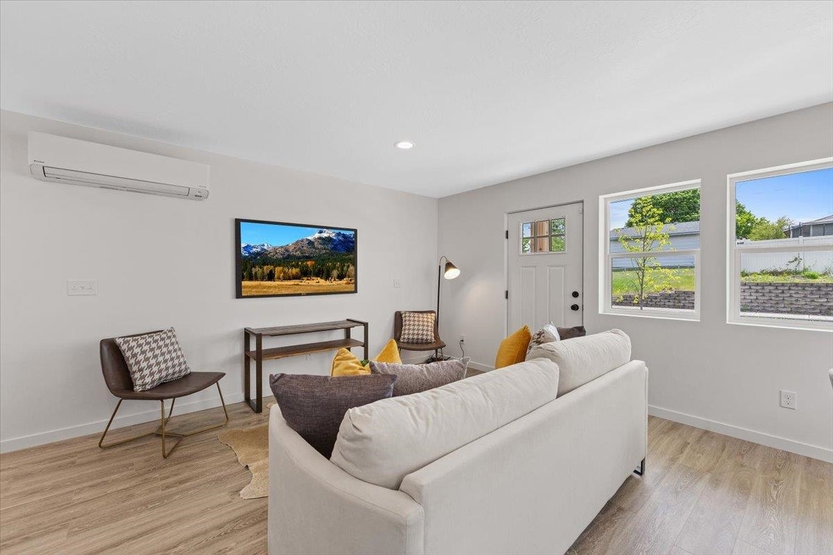 Property Photo: 1912 W Buckeye Ave WA 99205