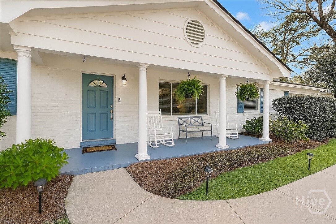 Property Photo:  21 Jameswood Avenue  GA 31406 