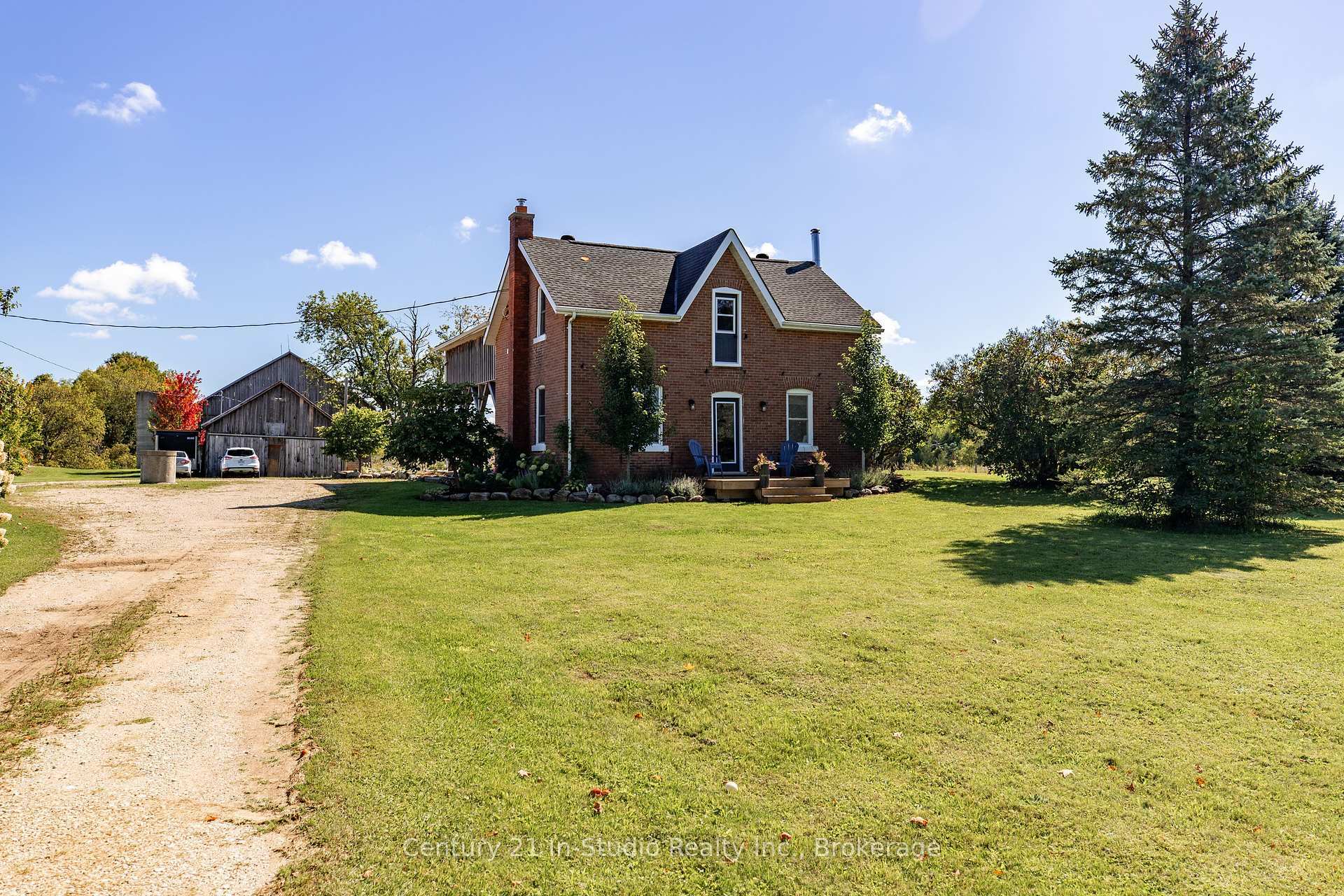 Property Photo:  315421 Highway 6 Highway  ON N0H 2V0 