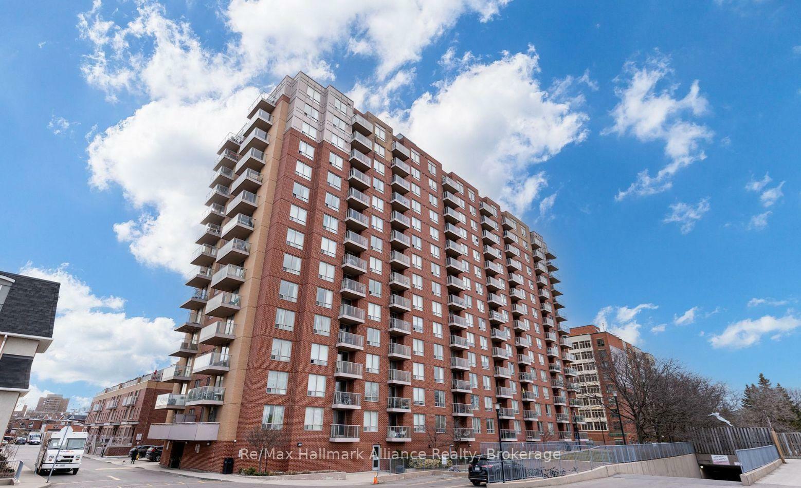 Property Photo: 1369 Bloor Street W 910 ON M6P 4J4