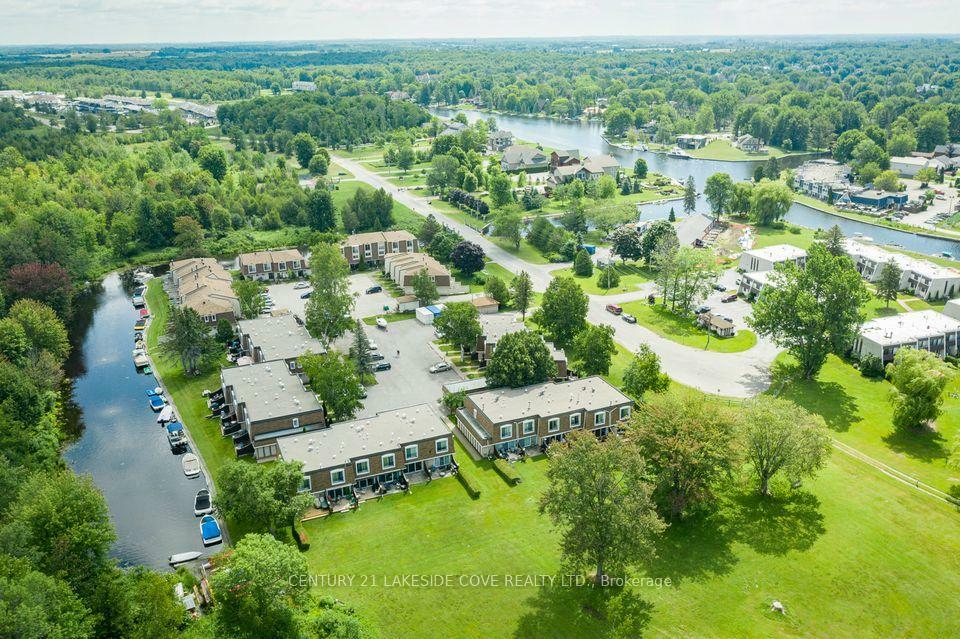 Property Photo:  2 Paradise Boulevard W Unit 16  ON L0K 1B0 