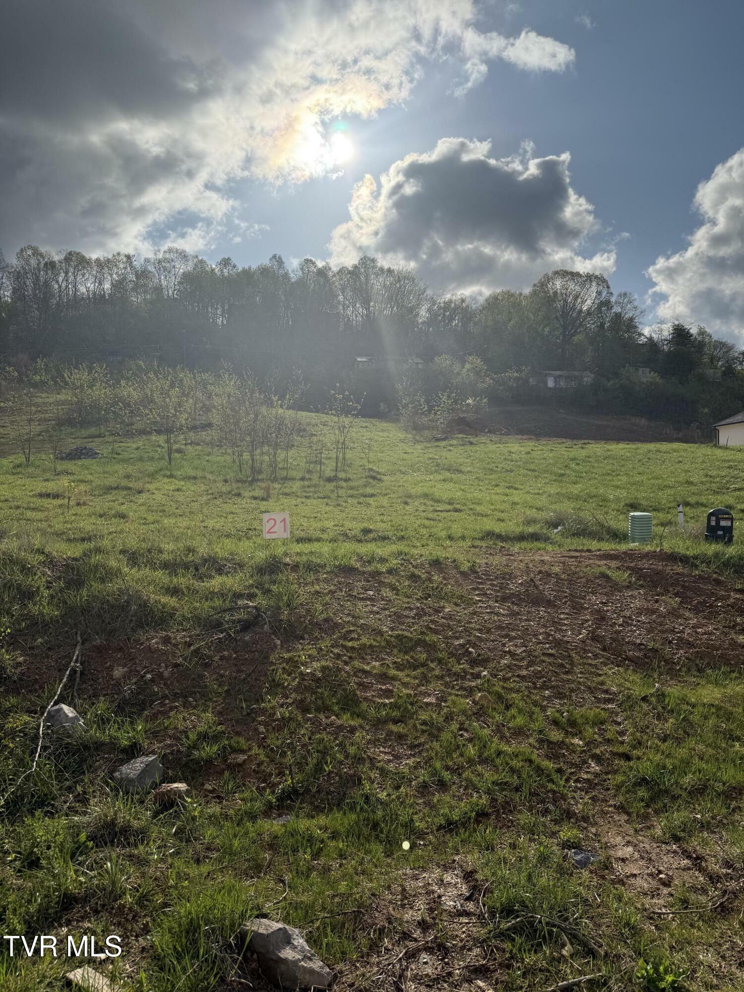 Property Photo: 829 Granby Road TN 37660