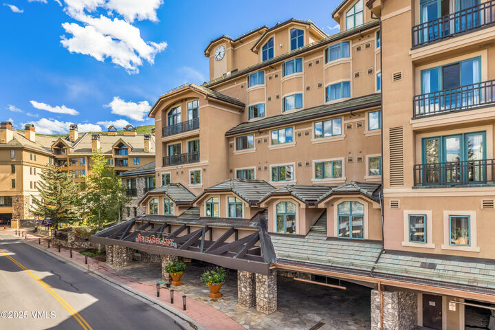 Property Photo:  26 Avondale Lane 104-H  CO 81620 