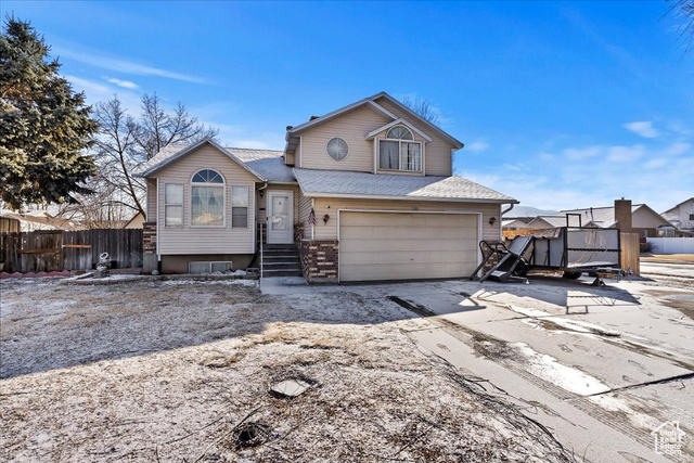 Property Photo: 5185 S Hod Hill Cir UT 84129