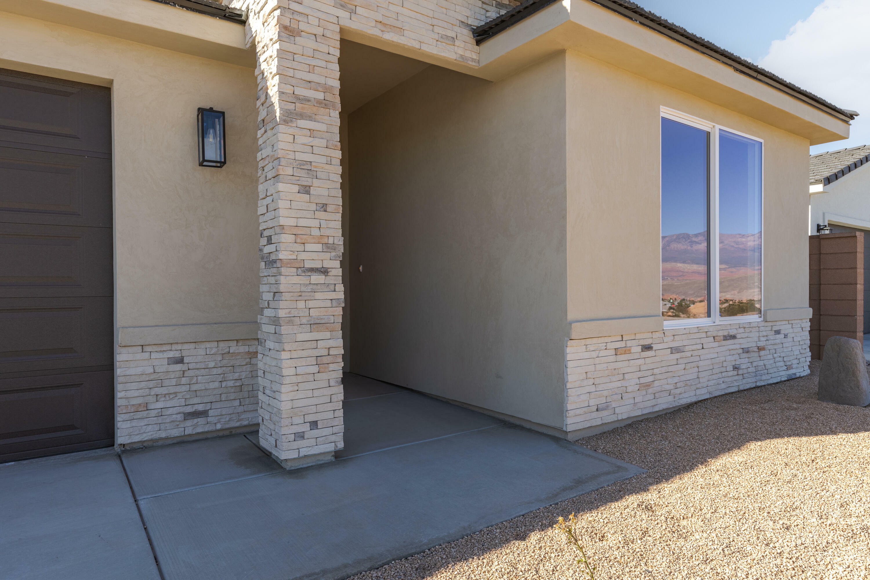 Property Photo: 2153 W 320 S UT 84737