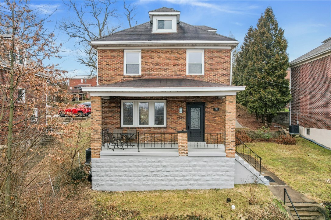 210 E Willock  Brentwood PA 15227 photo