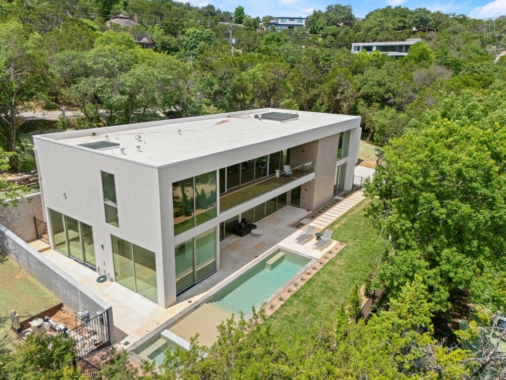 1812 Basin Ledge E  West Lake Hills TX 78746 photo