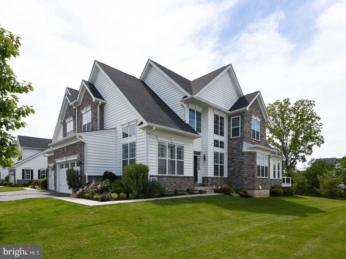 340 Wheatsheaf Way  Collegeville PA 19426 photo