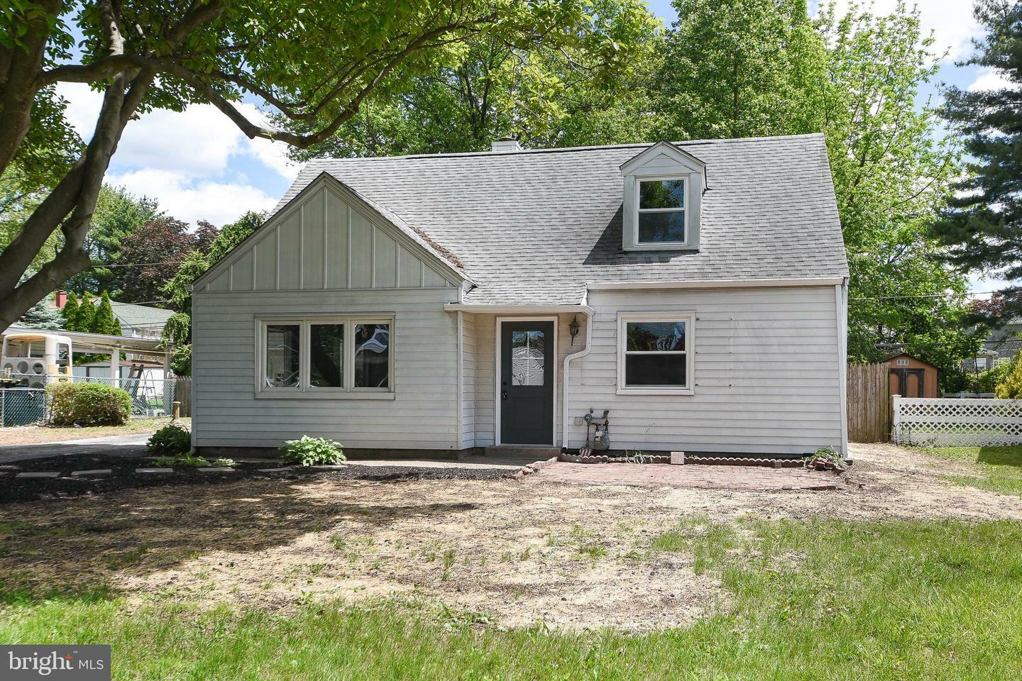 Property Photo: 106 N Warminster Road PA 19040
