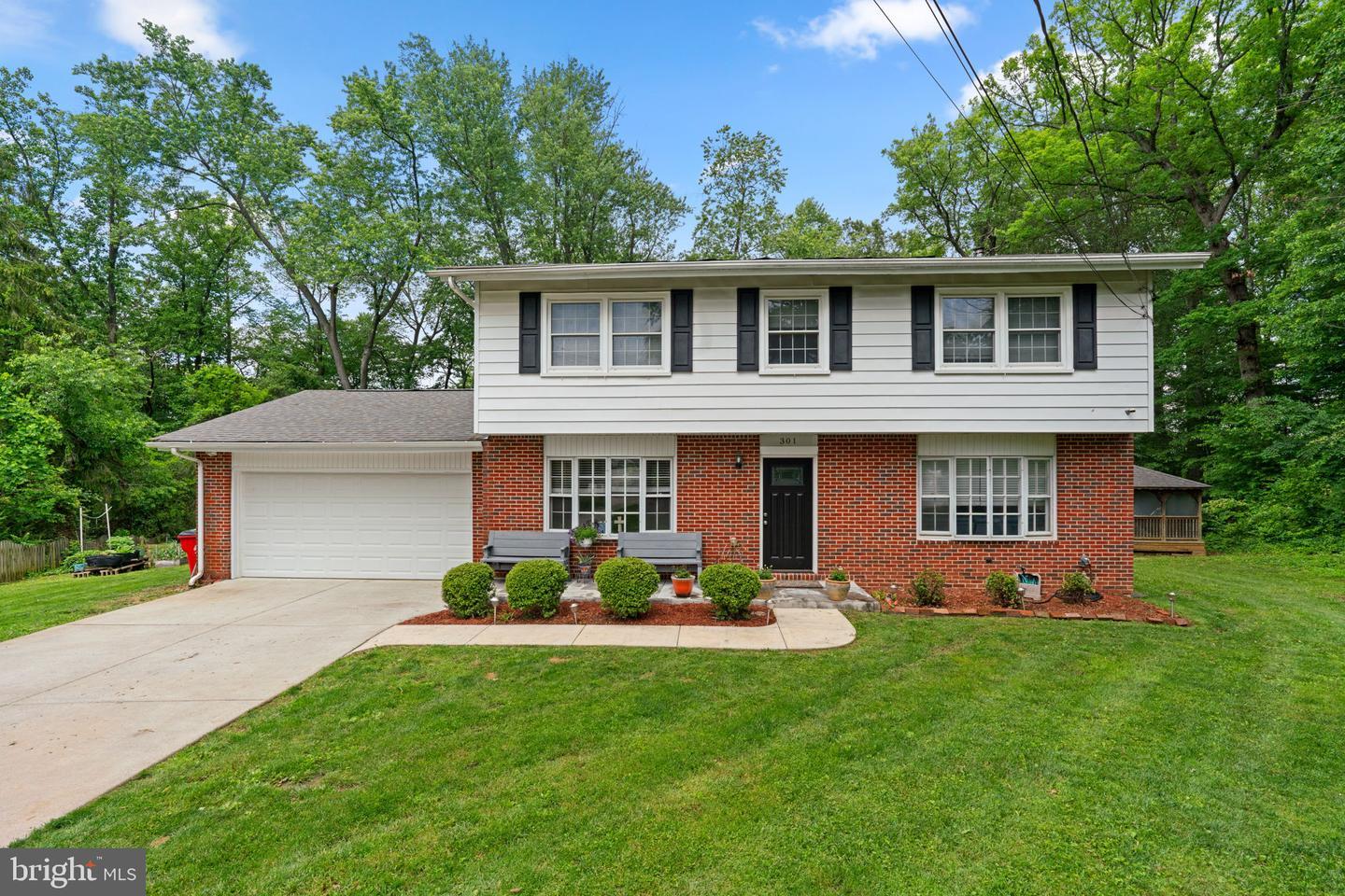 Property Photo:  301 Terrysyde Court  MD 21047 