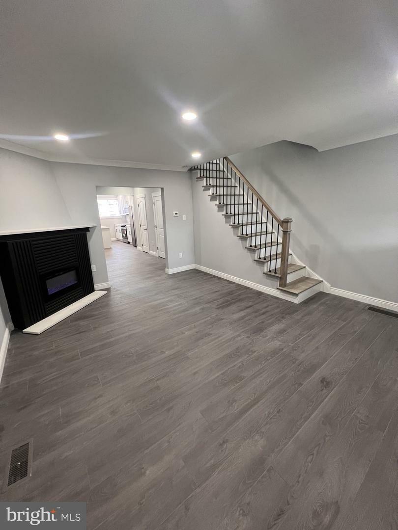 Property Photo: 1712 W 65th Avenue PA 19126