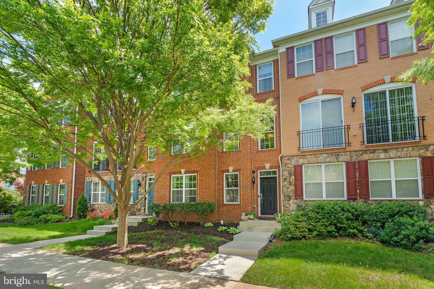 Property Photo:  23412 Berkeley Meadows Drive  VA 20148 